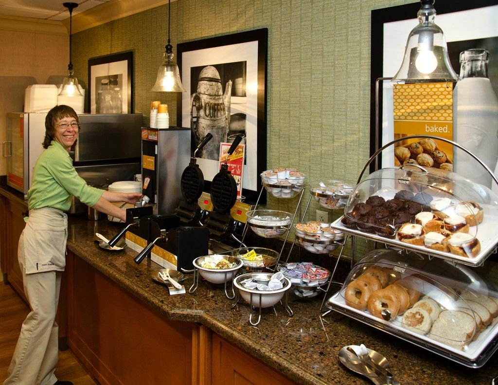 Hampton Inn Concord/Kannapolis Restaurant photo